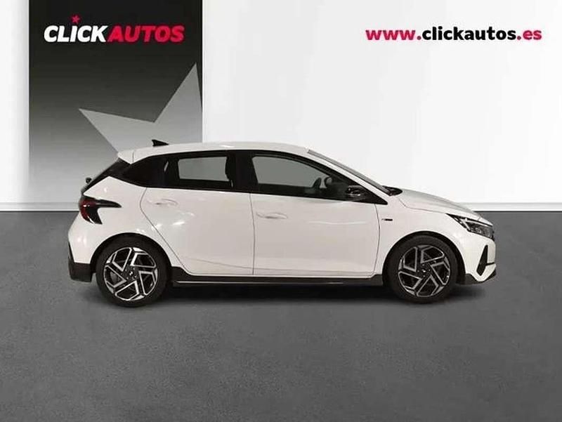 Usado Hyundai i20 N Line 80 CV (58 kW) 2025 Blanco Utilitario