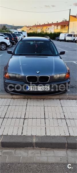 Usado BMW 320 136 CV (100 kW) 2000 Gris / plata Familiar