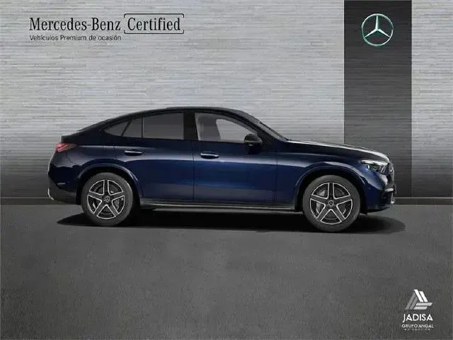 Usado Mercedes GLC300e 333 CV (244 kW) 2024 Azul náutico SUV