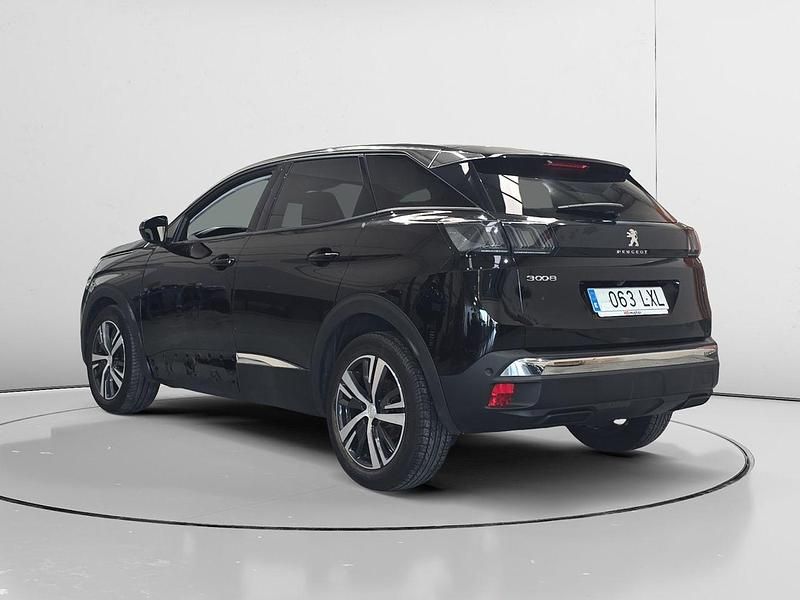 Usado Peugeot 3008 Allure 131 CV (96 kW) 2022 Blanco SUV