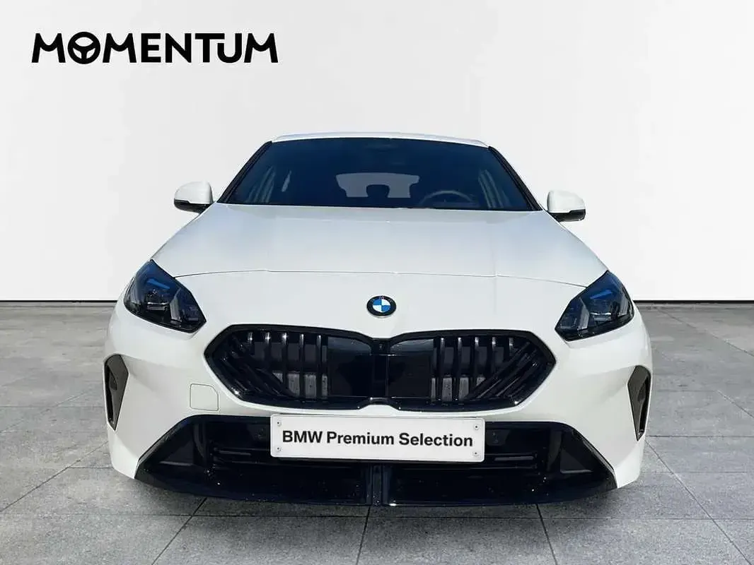 Usado BMW 118 Comfort Edition 150 CV (110 kW) 2025 Blanco Utilitario