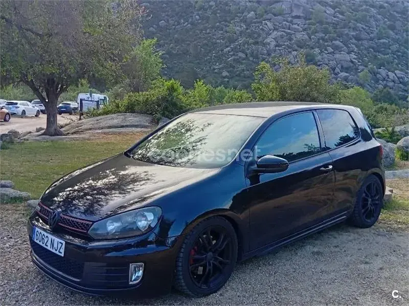 Usado VW Golf VI GTI 210 CV (154 kW) 2010 Negro Utilitario
