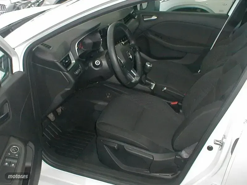 Usado Renault Clio Zen 100 CV (73 kW) 2021 Blanco Utilitario