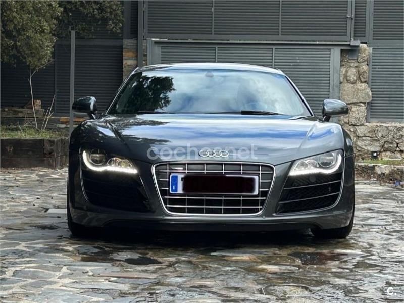 Gris / plata Usado 2012 Audi R8 Coupé Coupe | 71.900 € - Imagen 1/2