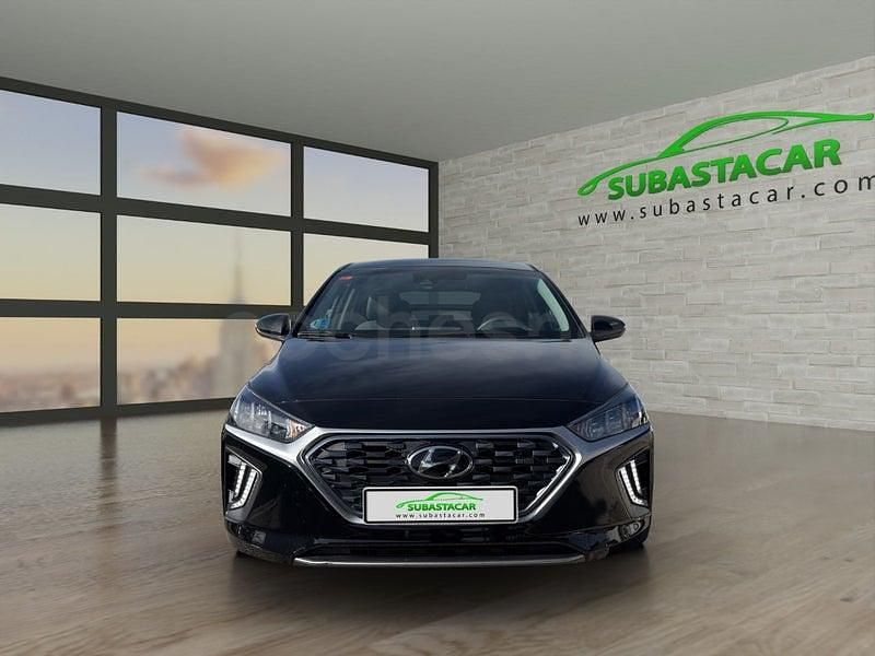 Usado Hyundai Ioniq 141 CV (103 kW) 2021 Negro Utilitario