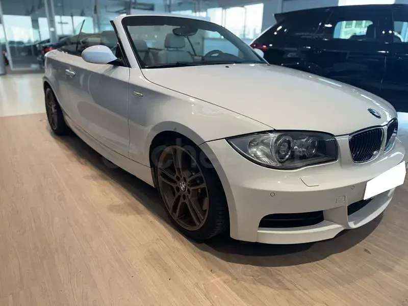 Usado BMW 135 Cabriolet Comfort Edition 306 CV (225 kW) 2008 Blanco Descapotable