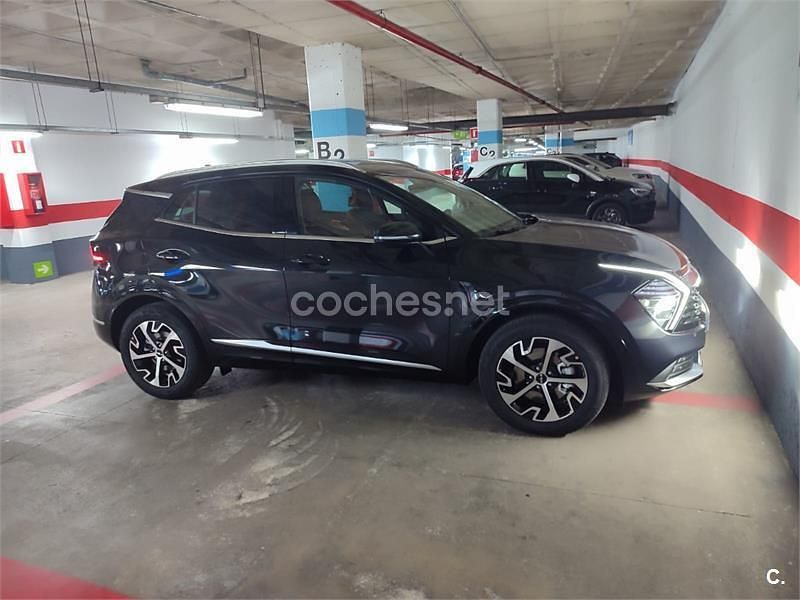 Negro Usado 2024 Kia Sportage SUV | 31.300 € (Caro) - Imagen 1/4