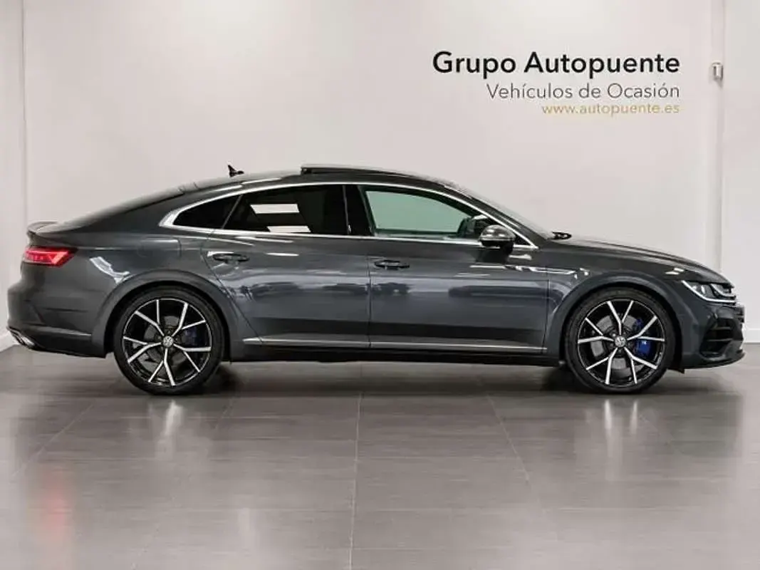 Usado VW Arteon R 321 CV (236 kW) 2022 Gris Berlina