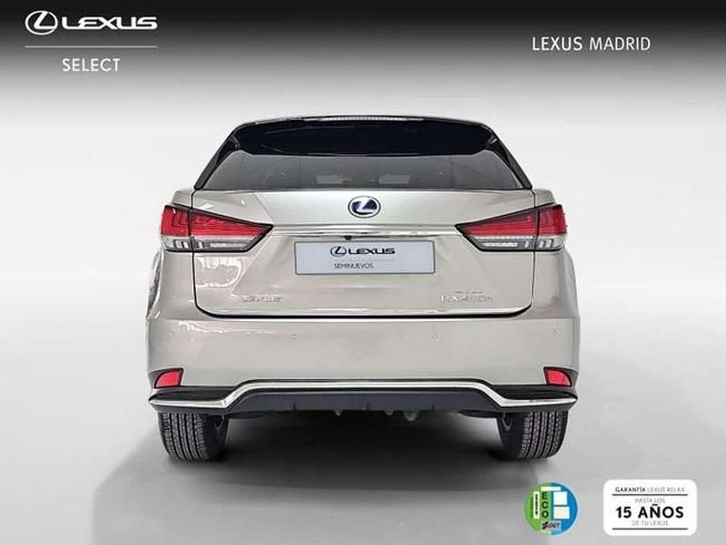 Usado Lexus RX450h Business Edition 315 CV (231 kW) 2021 Plateado SUV