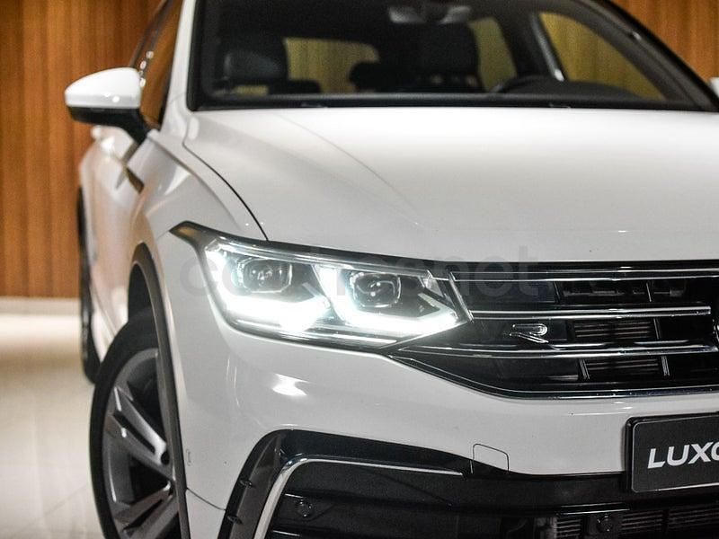 Usado VW Tiguan R-line 150 CV (110 kW) 2022 Blanco SUV
