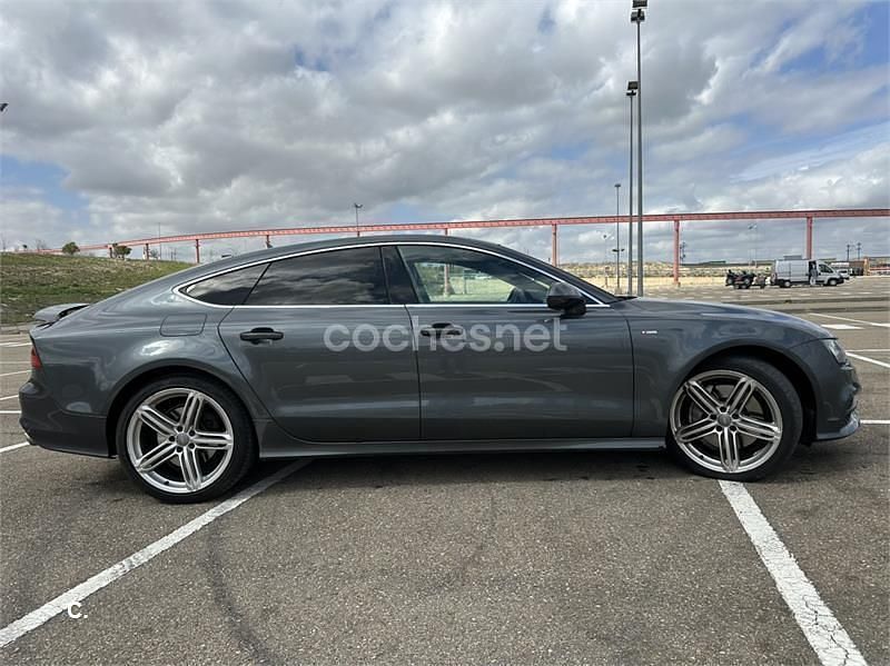 Usado Audi A7 Sportback S-Line 245 CV (180 kW) 2012 Gris / plata Utilitario