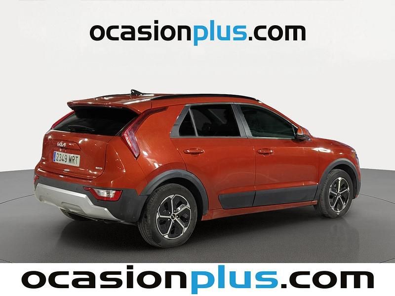 Usado Kia Niro 183 CV (134 kW) 2024 Rojo SUV