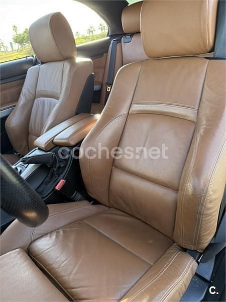 Usado BMW 325 Cabriolet 197 CV (144 kW) 2008 Blanco Descapotable