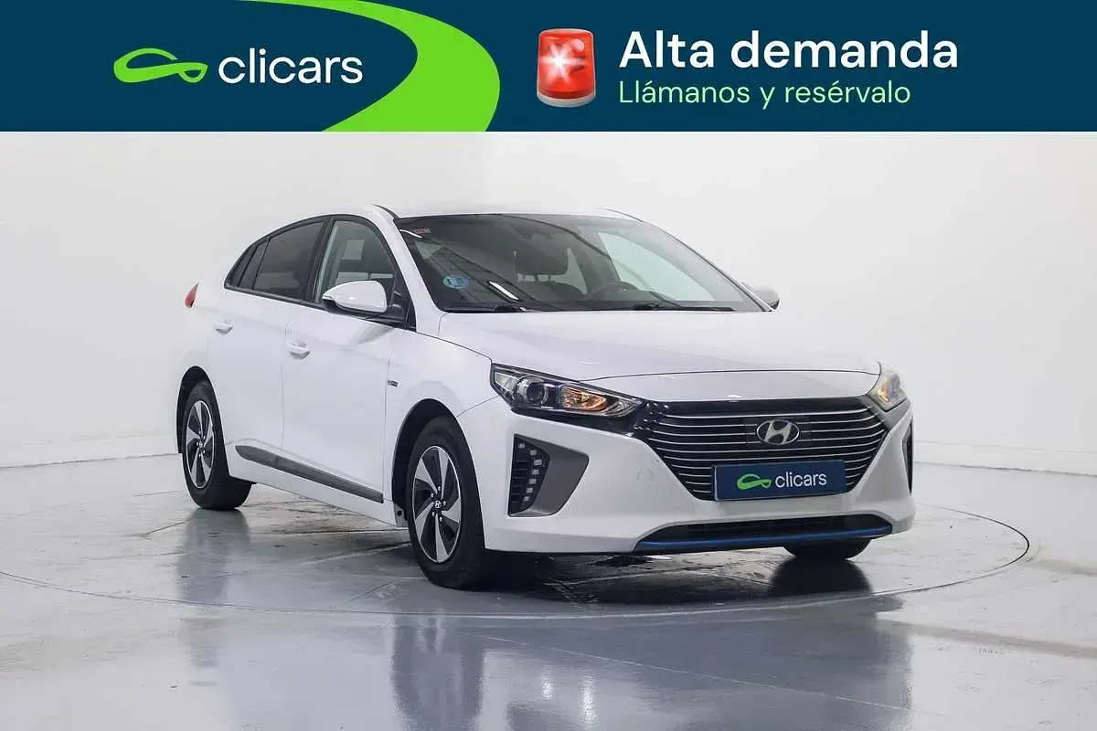 Usado Hyundai Ioniq 105 CV (77 kW) 2019 Blanco Utilitario