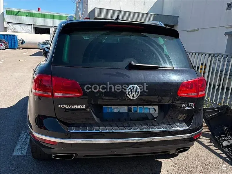 Usado VW Touareg 262 CV (192 kW) 2015 Negro SUV