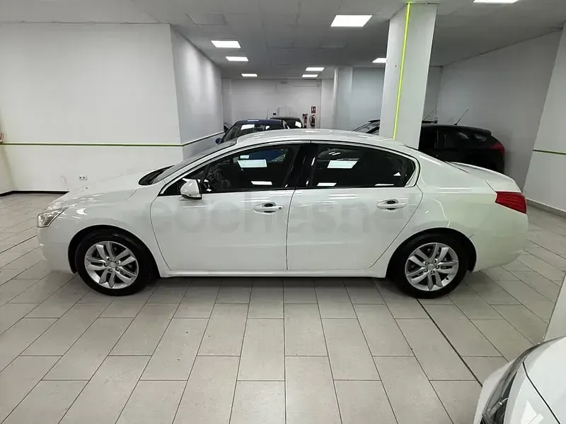Usado Peugeot 508 Active 115 CV (84 kW) 2013 Blanco Berlina