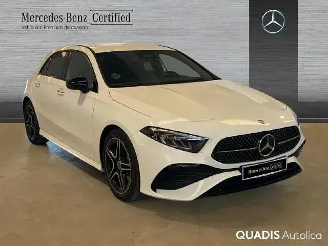Usado Mercedes A180 116 CV (85 kW) 2025 Blanco polar