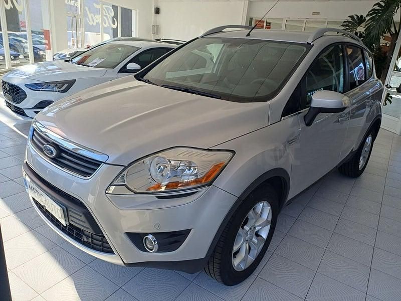 Usado Ford Kuga Trend 140 CV (102 kW) 2010 Gris / plata SUV
