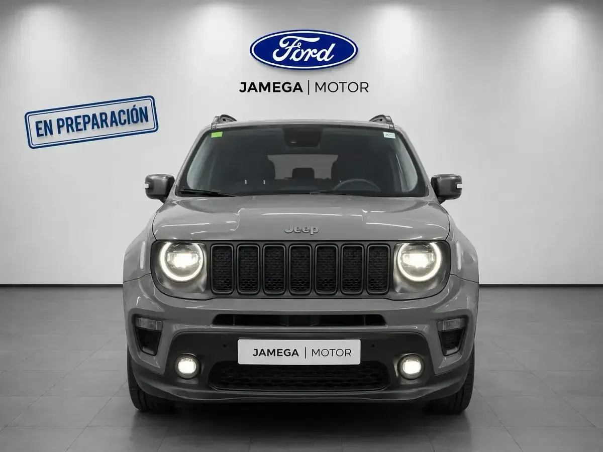 Usado Jeep Renegade Limited 190 CV (139 kW) 2021 Gris / plata SUV