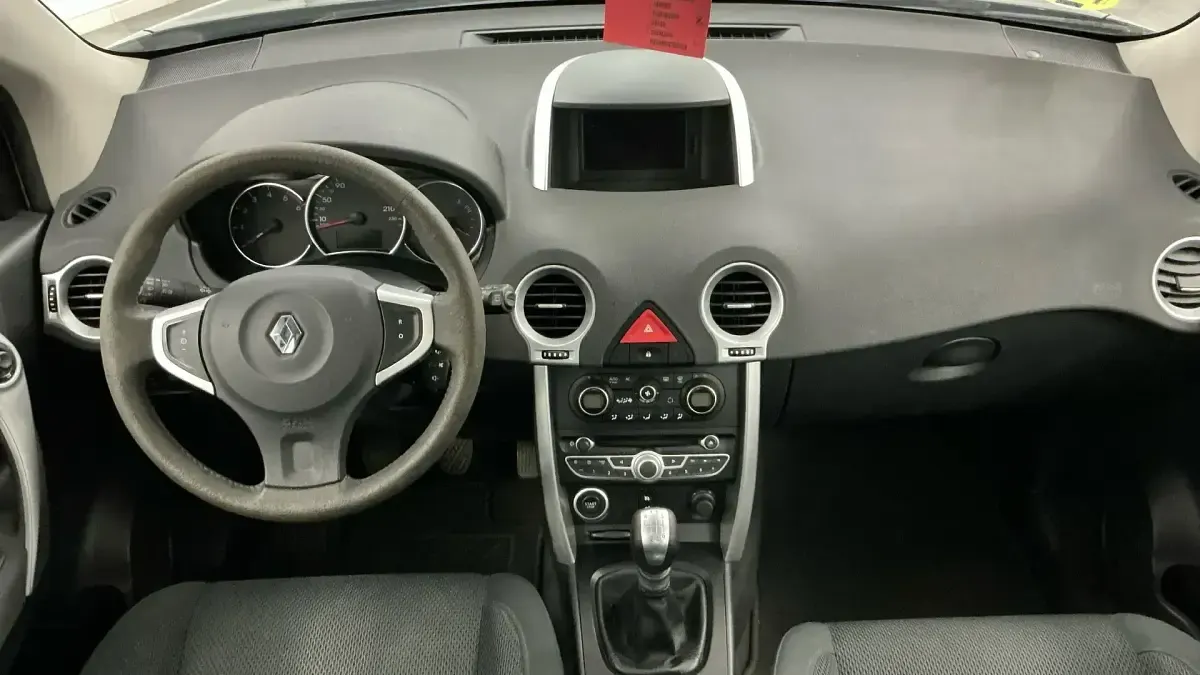 Usado Renault Koleos Dynamique 150 CV (110 kW) 2010 Negro SUV