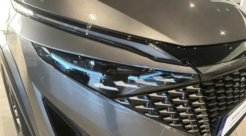 Usado Nissan Qashqai N-Connecta 190 CV (139 kW) 2025 Skyline grey (metalizado) SUV