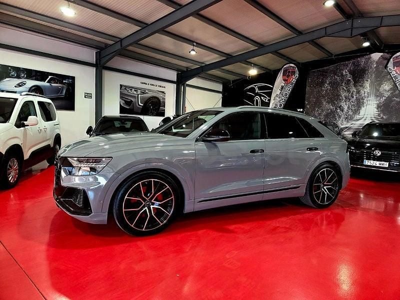 Usado Audi Q8 286 CV (210 kW) 2021 Gris / plata SUV