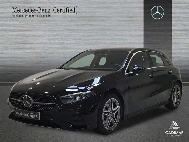Usado 2024 Mercedes A180 Berlina | 30.377 € (Precio justo) - Imagen 1/4