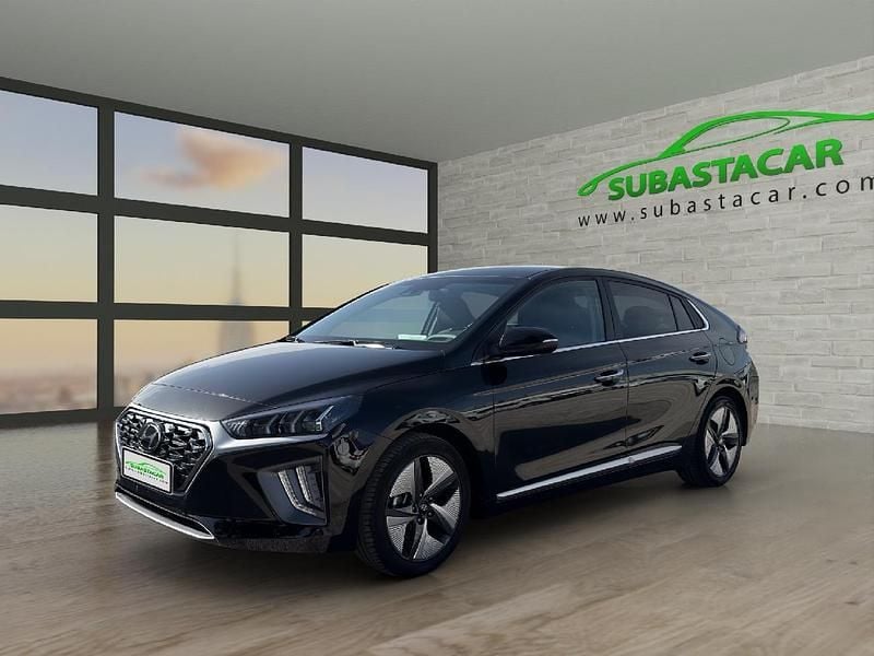 Usado Hyundai Ioniq 141 CV (103 kW) 2021 Negro Utilitario