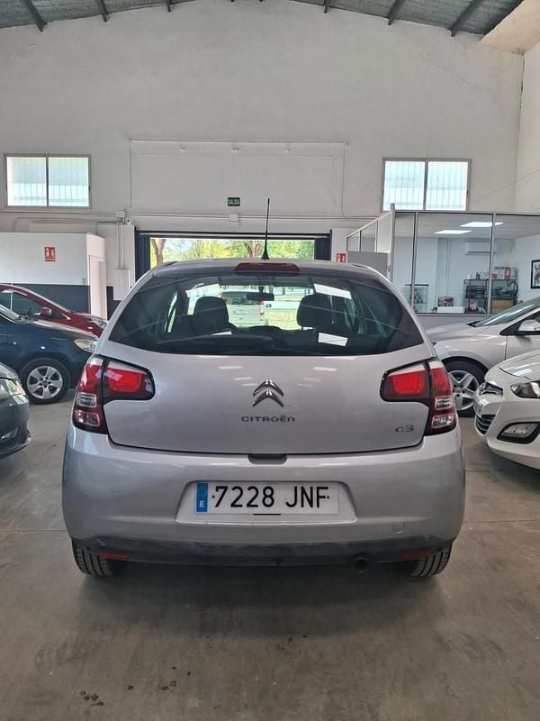 Usado Citroën C3 Attraction 68 CV (50 kW) 2015 Gris Berlina
