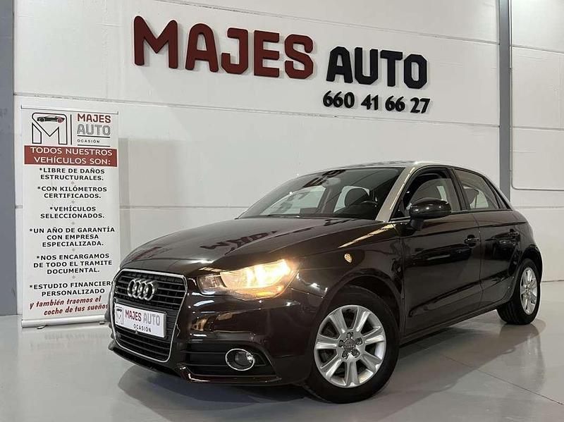 Marrón Usado 2013 Audi A1 Sportback Attraction Utilitario | 10.999 € (Precio justo) - Imagen 1/4