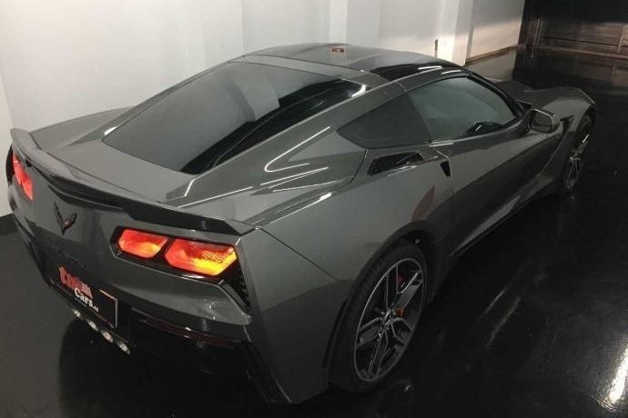 Usado Chevrolet Corvette 460 CV (338 kW) 2016 Gris Utilitario