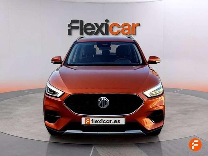Usado MG ZS Comfort 116 CV (85 kW) 2025 Naranja SUV