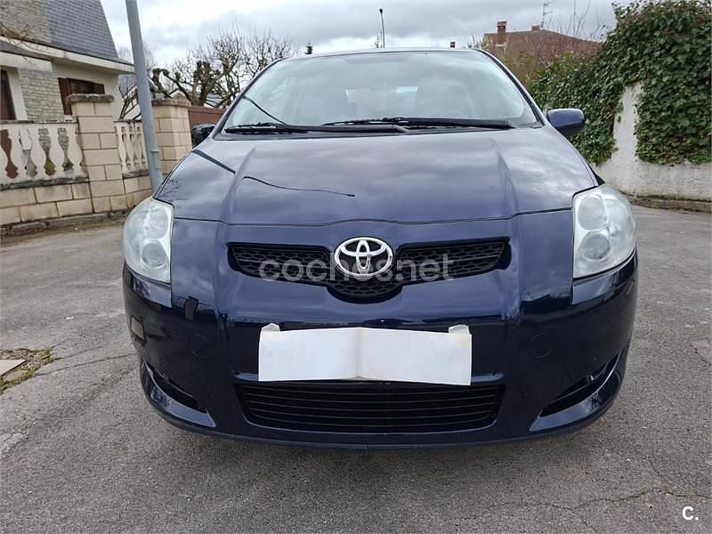 Usado Toyota Auris 90 CV (66 kW) 2007 Azul Utilitario