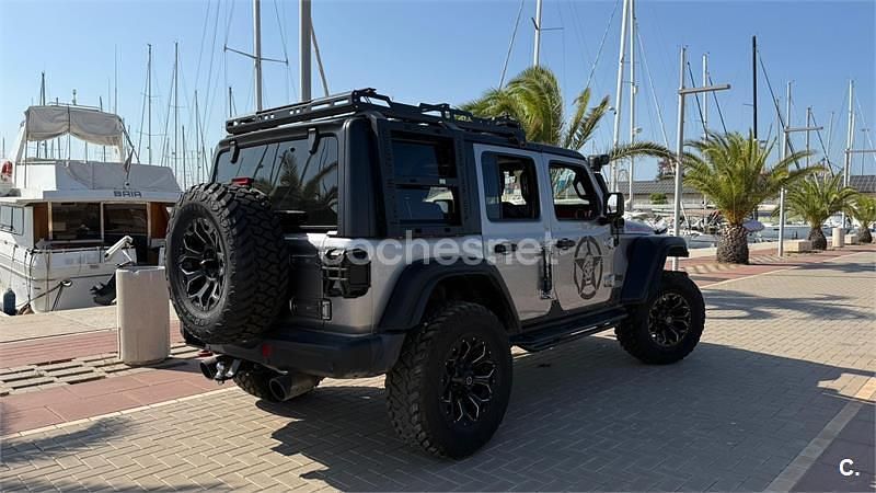 Usado Jeep Wrangler Unlimited Rubicon 284 CV (208 kW) 2018 Gris / plata SUV
