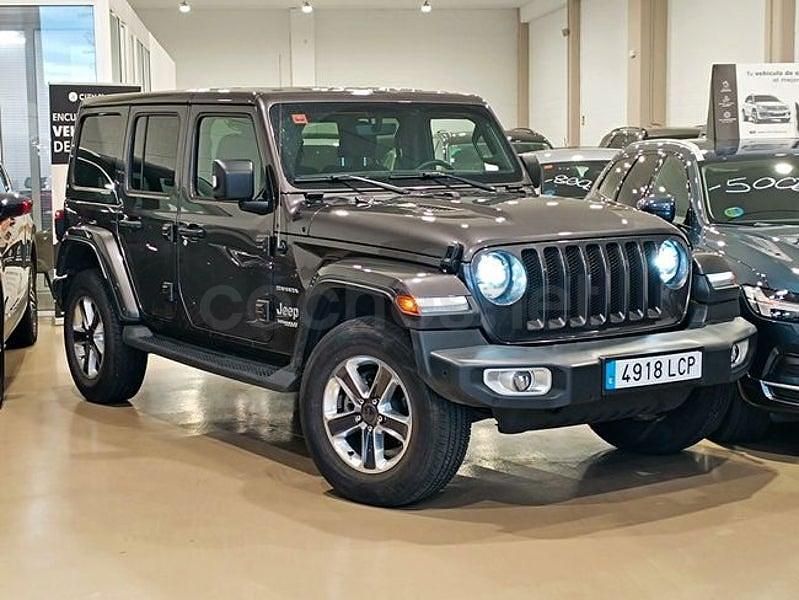 Usado Jeep Wrangler Unlimited Sahara 200 CV (147 kW) 2019 Gris / plata SUV