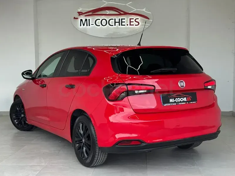 Usado Fiat Tipo Sport 95 CV (69 kW) 2019 Rojo Berlina