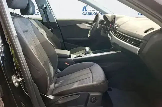 Usado Audi A4 Advanced Plus 204 CV (150 kW) 2022 Negro Familiar