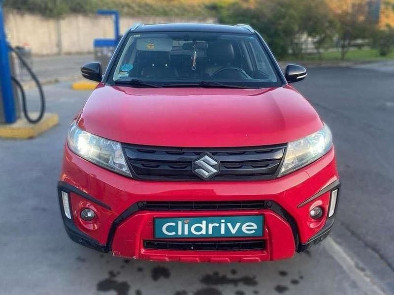 Usado Suzuki Vitara 120 CV (88 kW) 2015 Rojo SUV