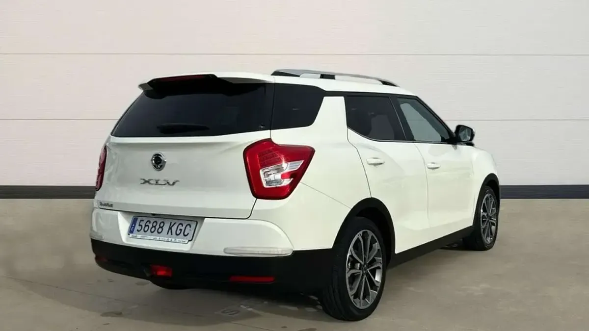 Usado SsangYong XLV 116 CV (85 kW) 2017 Blanco SUV