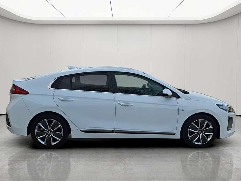 Usado Hyundai Ioniq 141 CV (103 kW) 2019 Blanco Utilitario