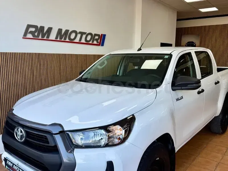 Usado Toyota HiLux Plus 150 CV (110 kW) 2022 Blanco Pickup/Camioneta