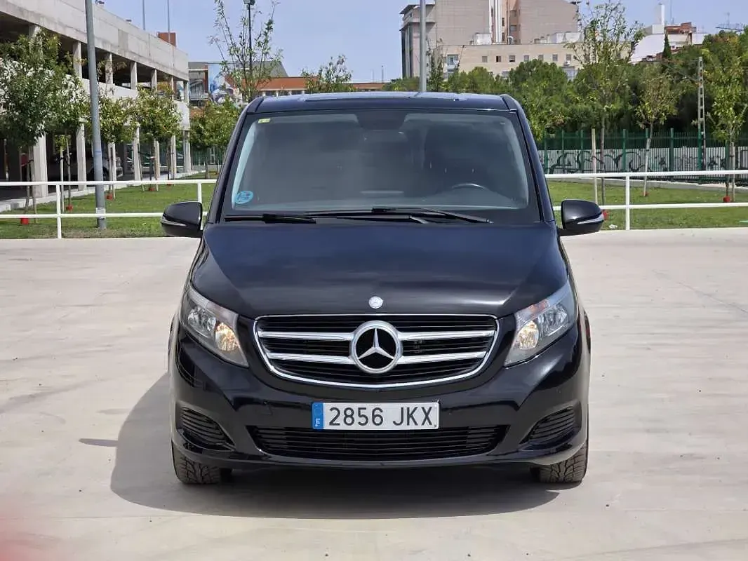 Usado Mercedes V220 Avantgarde 163 CV (119 kW) 2015 Negro Monovolumen