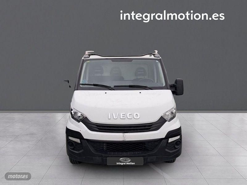 Usado Iveco Daily 150 CV (110 kW) 2018 Blanco Van