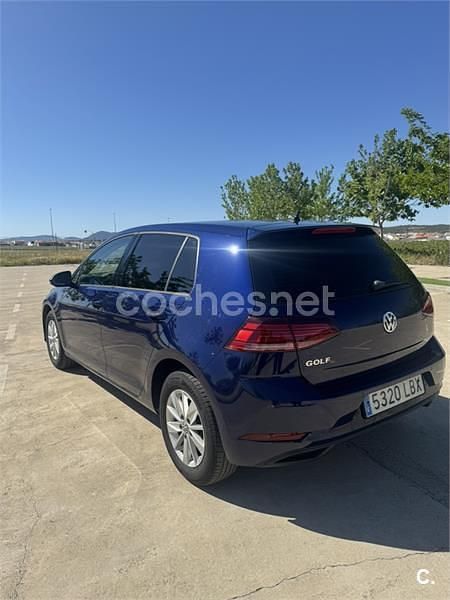Usado VW Golf VII Advance 115 CV (84 kW) 2019 Azul Berlina