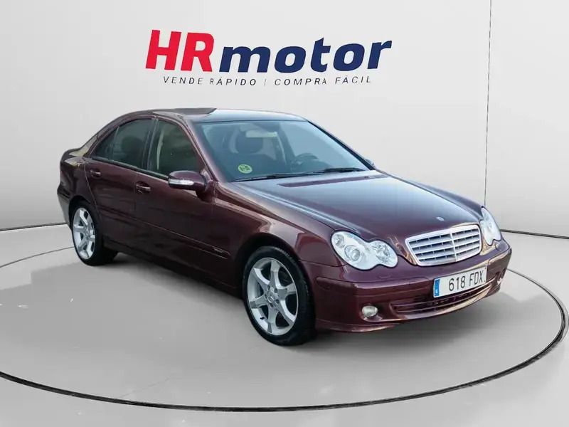 Rojo Usado 2006 Mercedes C220 Avantgarde Berlina | 8490 € (Precio justo) - Imagen 1/4