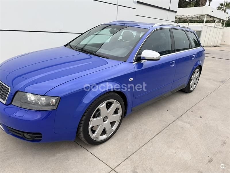 Usado Audi S4 344 CV (253 kW) 2003 Azul Familiar