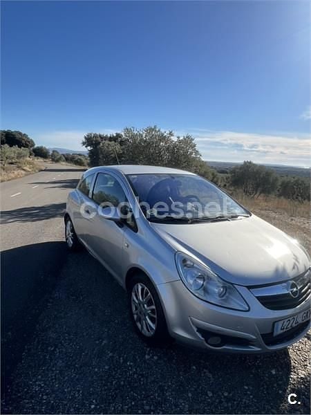 Gris / plata Usado 2009 Opel Corsa Berlina | 1900 € (Buen precio) - Imagen 1/4