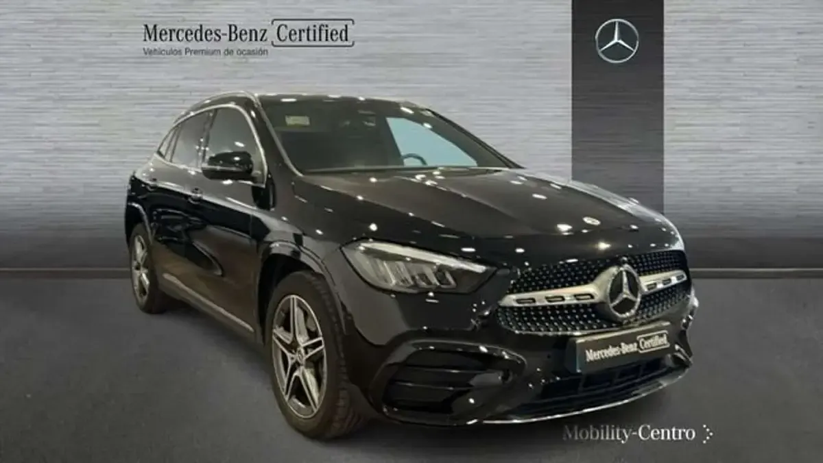 Usado Mercedes GLA250 219 CV (161 kW) 2025 Negro SUV