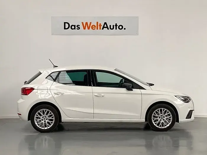 Usado Seat Ibiza 115 CV (84 kW) 2025 Blanco Utilitario