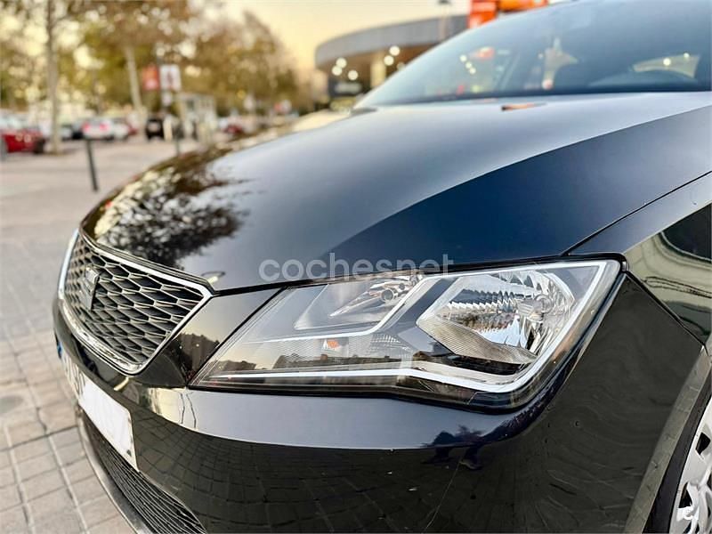 Usado Seat Toledo Reference 115 CV (84 kW) 2017 Negro Utilitario